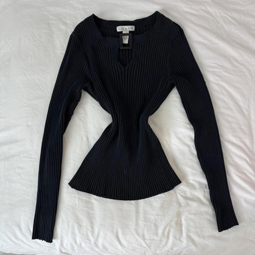 Chaus Y2K Vintage Silk Ribbed Long sleeve with key hole belt detail